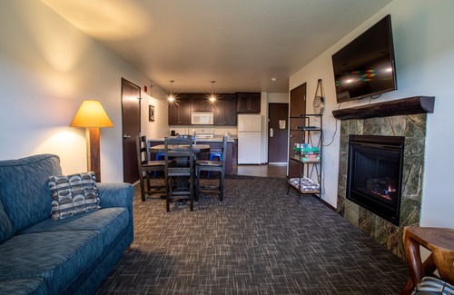 Sister Bay Hotel | Open Hearth Lodge: Rated 9.6/10 with Pool and Spa