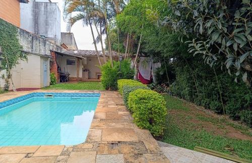 Jardim Oriental House | Pet-Friendly Retreat at Open House Timboré with Pool