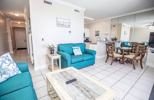 Long Beach Condo | Experience Ocean Views with Free Beach Chairs & Top Rating