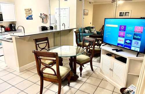 Long Beach Condo | Experience Ocean Views with Free Beach Chairs & Top Rating