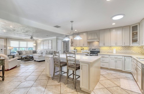 Ormond Beach Plaza House | Beachouse Haven: Steps from the Ocean with Pet-Friendly Perks