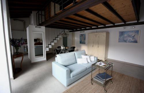 Bergamo Apartment | Exceptional Open Space Bergamo Centro: Guest Rated 9.7/10