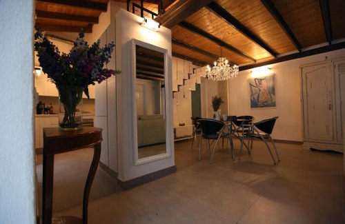 Bergamo Apartment | Exceptional Open Space Bergamo Centro: Guest Rated 9.7/10