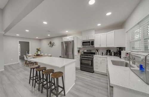 Garland House | Family-Friendly Retreat with Private Pool for Memorable Stays