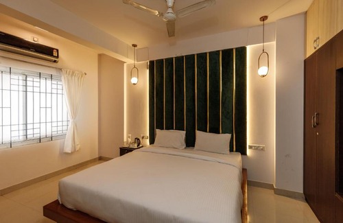 Vyalikaval HBCS Layout House | Modern Open Terrace Penthouse with Smart Lighting Access