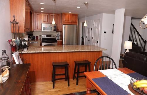 Egg Harbor Cottage | Year-Round Retreat: Pristine Cottage Near Egg Harbor