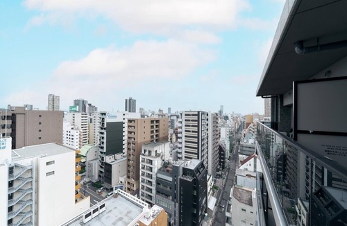 Minamisenba Apartment | Convenient Stay Just 5 Minutes from Osaka's Highlights