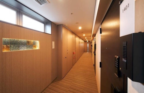 Minamisenba Apartment | Convenient Stay Just 5 Minutes from Osaka's Highlights