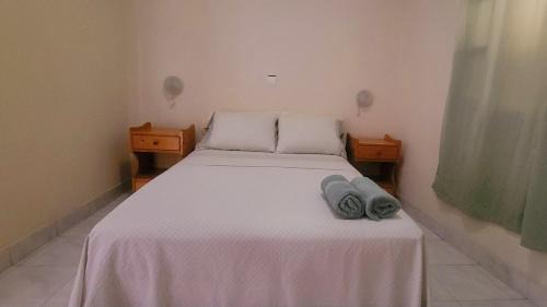 Sao Filipe Bed & Breakfast | Discover OpenSky: Pet-Friendly Retreat with Breakfast Included