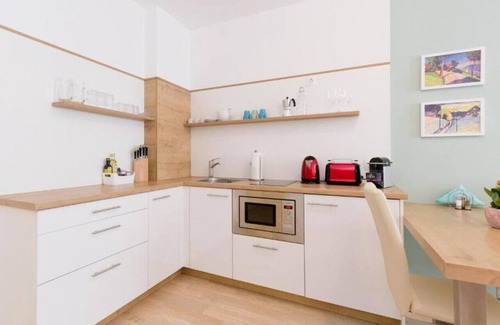 Wieden Apartment | Accessible Opera Apartment Top6 with Family-Friendly Amenities