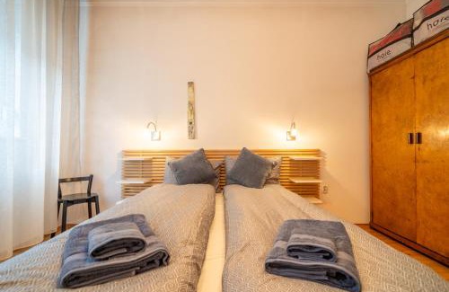 Oborishte Apartment | Family-Friendly Opera Hotel with High Guest Ratings