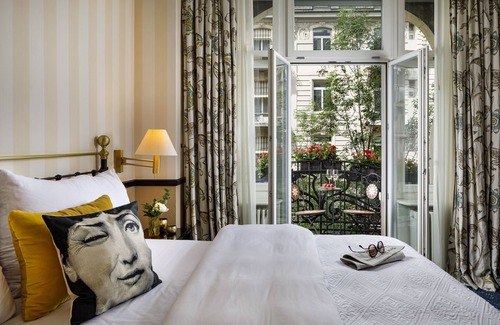 Seefeld Hotel | Relax at the Opera Hotel Zurich - Top-Rated 4-Star Retreat