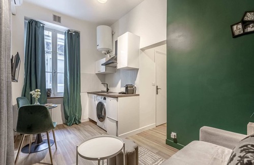 Vivienne Apartment | Opera - Studio Apartment, Sleeps 2
