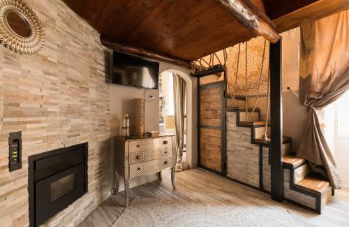 Calcata Historic Town Apartment | Discover Opera Suites - A Family-Friendly Retreat