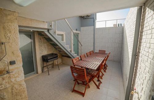 Bonfim Villa | Top-Rated OPORTO GUEST - Maia House: Family-Friendly Retreat