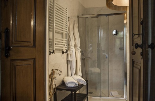 Lordelo do Ouro e Massarelos House | Discover Oporto Loft: Guest Rated 9.8 with Spa & Dining