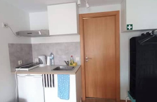 Cortegaca Apartment | Oporto Surf Lodge: Studio with ocean view