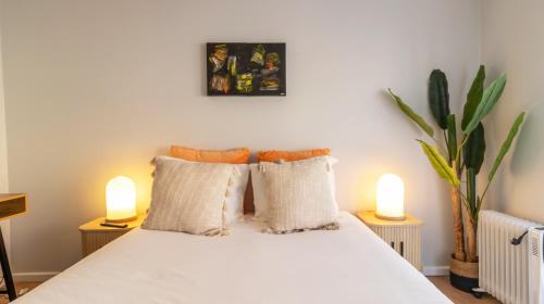 Lordelo do Ouro e Massarelos Apartment | Elegant Bessa Apartment: 4-Star Stay with Family Amenities