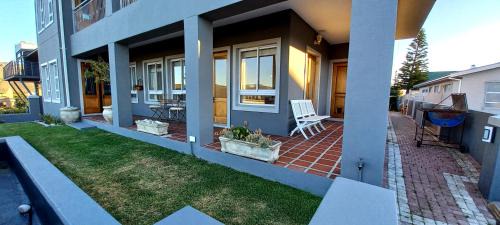 De Kelders House | Guest Rated: Oppikoppi De Kelders - Family Friendly Retreat