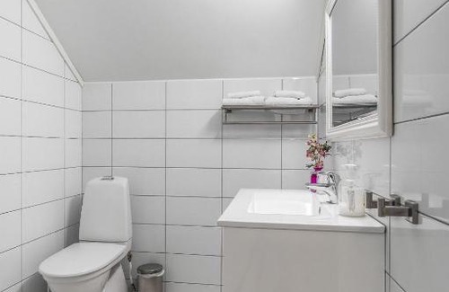 Bodo House | Exceptional Opsahl Gjestegaard: Pet-Friendly Retreat