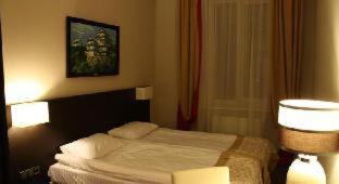 Petrovskoye Hotel | Pet-Friendly Optima Collection Kharkiv Hotel with Breakfast