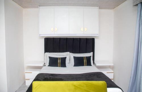 Trawal Apartment | Optimum Stay Self Catering Accommodation - Junior Suite