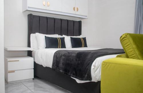 Trawal Apartment | Optimum Stay Self Catering Accommodation - Junior Suite