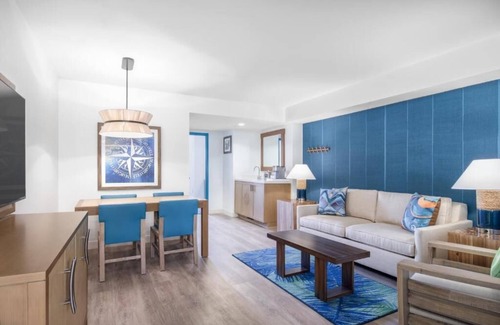 South Lake Tahoe Hotel | Outdoor Adventure Awaits: Pet-Friendly Units & Pool Access
