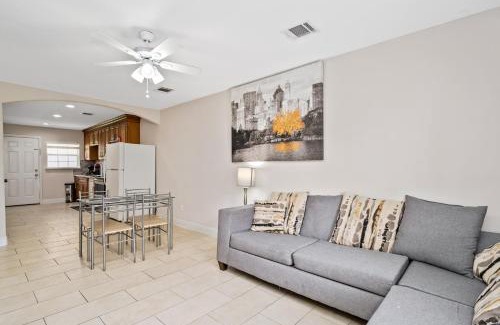 OST - South Union Apartment | Modern Pet-Friendly Apartment Near TX Med Center - 9.4/10