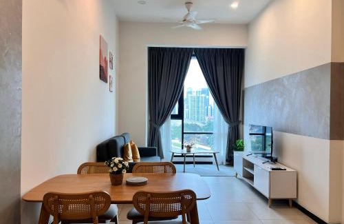 Kuala Lumpur Apartment | Exclusive Opus LIV Signature: Oceanfront Retreat with Spa