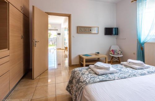 Agii Apostoli Apartment | Oceanfront Retreat at Orama - Guest Rated 9.8/10