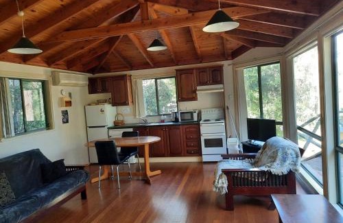 Bandon Grove Ski Chalet | Discover the "Orana" Welcome Cabin with Pool & Hot Tub