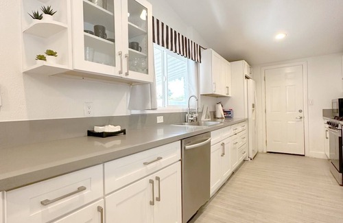 Southwest Anaheim House | Family-Friendly Orange County Home Near Theme Parks