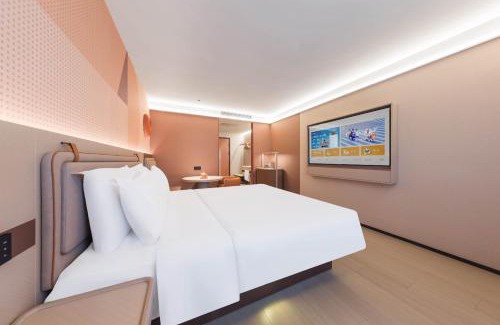 Xuanwu Hotel | Orange Hotel Beijing West Railway Station South Square