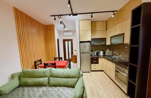 Tirana Villa | Orange Tree House