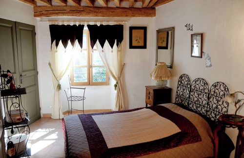 Cardet House | Relax at Orangerie de Cardet B&B with Pool & Breakfast