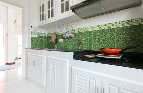 Su Thep House | Top-Rated OrangeVilla: 4 Bedrooms Near Nimman with Breakfast
