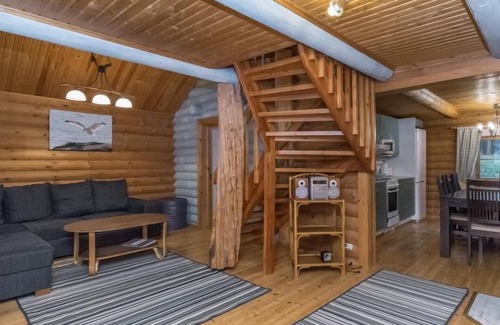 Hameenlinna House | Perfect Getaway at Oravanpesä by Interhome with Spa & Lake View