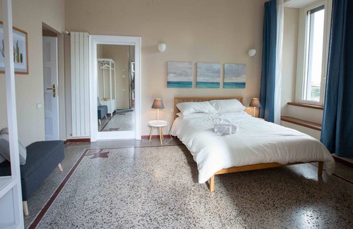 Mergellina Apartment | Orazio On the Castle