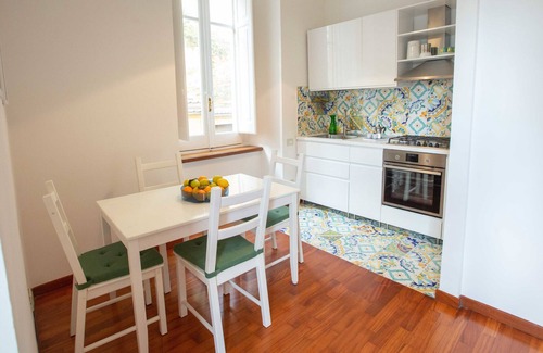 Mergellina Apartment | Orazio On the Castle