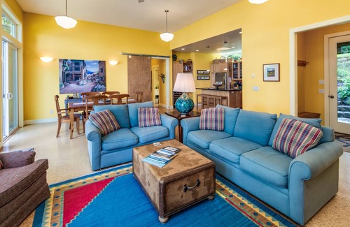 Eastsound House | Exceptional Stay at Casa Verde #269 on Orcas Island