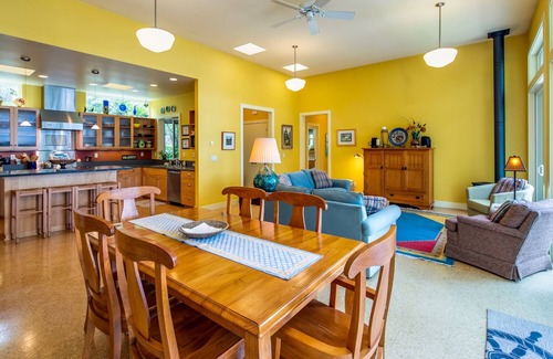 Eastsound House | Exceptional Stay at Casa Verde #269 on Orcas Island