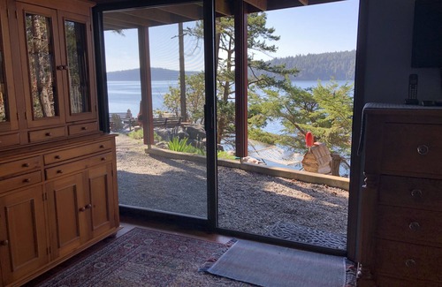 Eastsound House | Orcas Island Waterfront Home with Spectacular Ocean Views