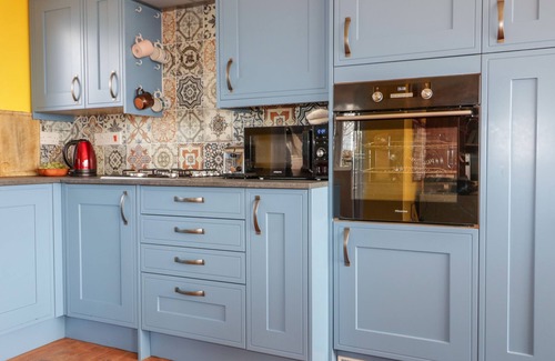 Liskeard House | Welcome to Orchard Chalet: Pet-Friendly Getaway with Garden