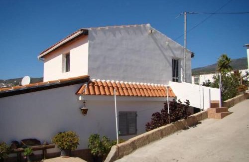 Granadilla de Abona Apartment | Cozy Orchard Cottage with Private Pool for Relaxing Getaways