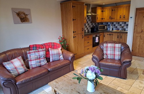 Checkley Cottage | Cozy Orchard Cottage: Pet-Friendly Retreat in Cheadle