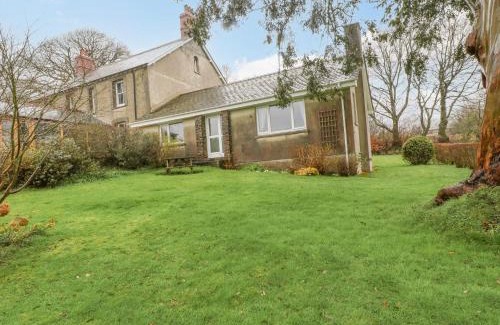 Boyton House | Discover Orchard End: Family-Friendly 4-Star Retreat