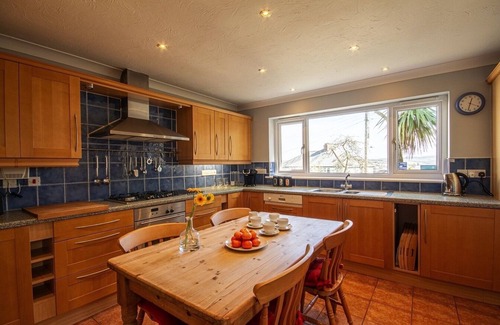 Wadebridge House | Experience Orchard House: 10/10 Eco-Friendly Retreat in Cornwall