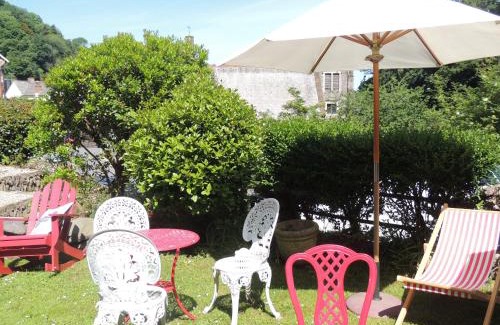 Lynmouth Bed & Breakfast | Oceanfront Escape at Orchard House Hotel with Hot Tub