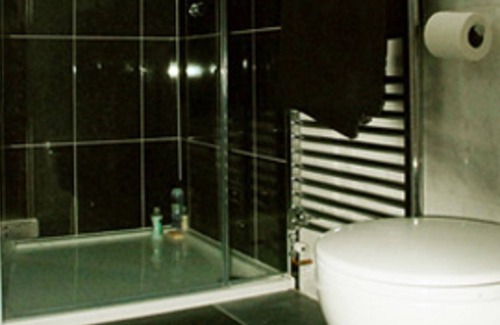 Whittlesford Bed & Breakfast | Discover Orchard Pond Bed & Breakfast: Guest Rated 10/10